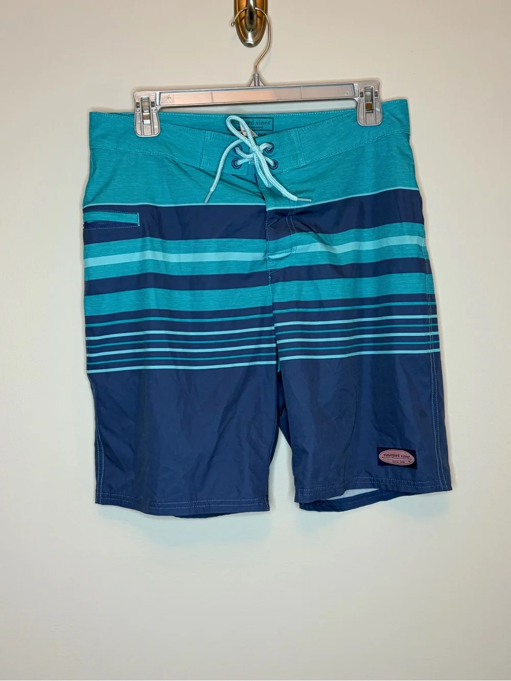 Vineyard Vines Blue & Navy Men's Performance Swim Trunks Size 30 Waist